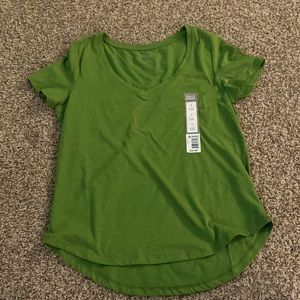Falls Creek V-neck T-shirt, Size Small